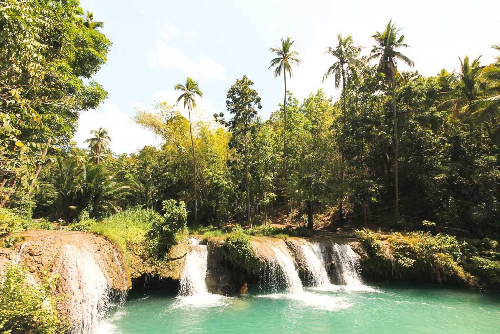 Cambugahay falls in Siquijor visit Philippines